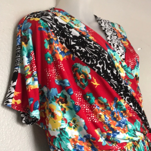 Shorts romper - Picture 3 of 6